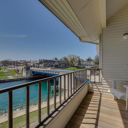 359 Edgewater Inn Charlevoix Esterno foto